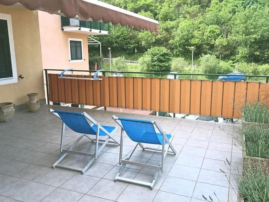 Les Demoiselles D'Avignon Apartment Casarza Ligure