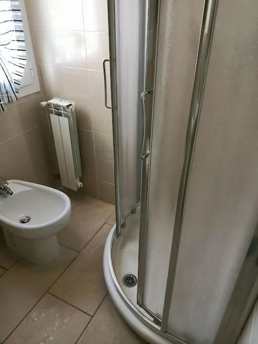 Les Demoiselles D'Avignon Apartment Casarza Ligure