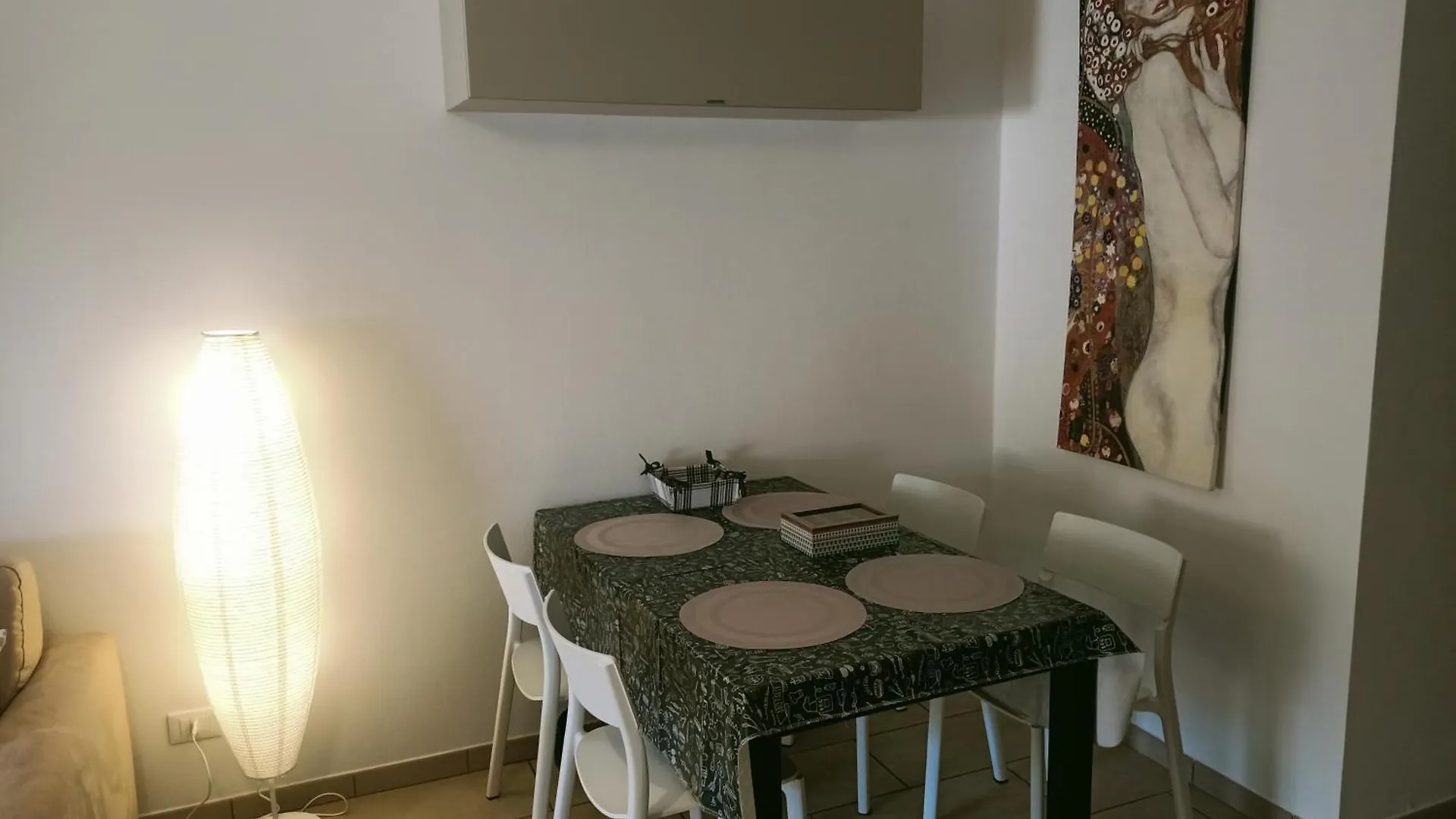 Les Demoiselles D'Avignon Apartment Casarza Ligure