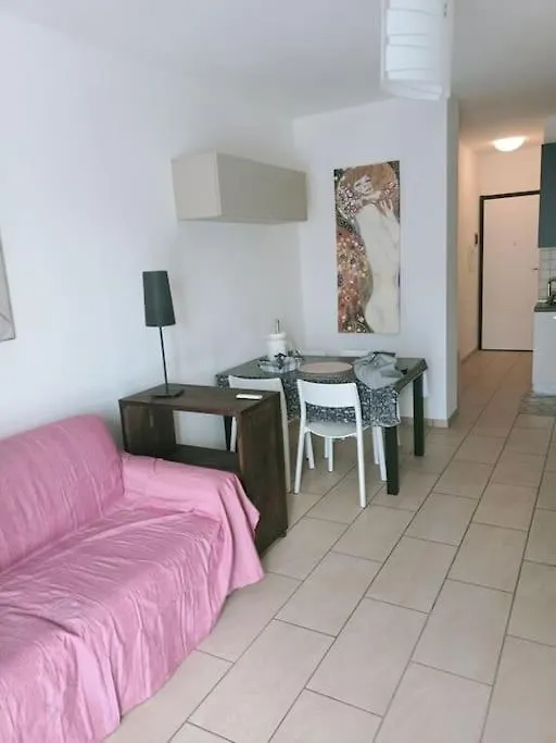 Les Demoiselles D'Avignon Apartment Casarza Ligure