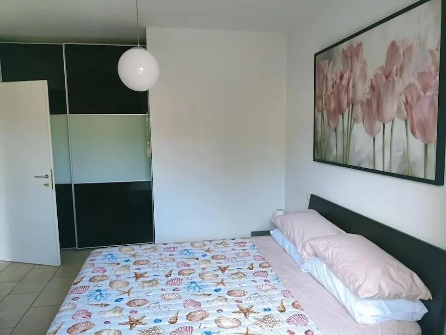 Les Demoiselles D'Avignon Apartment Casarza Ligure