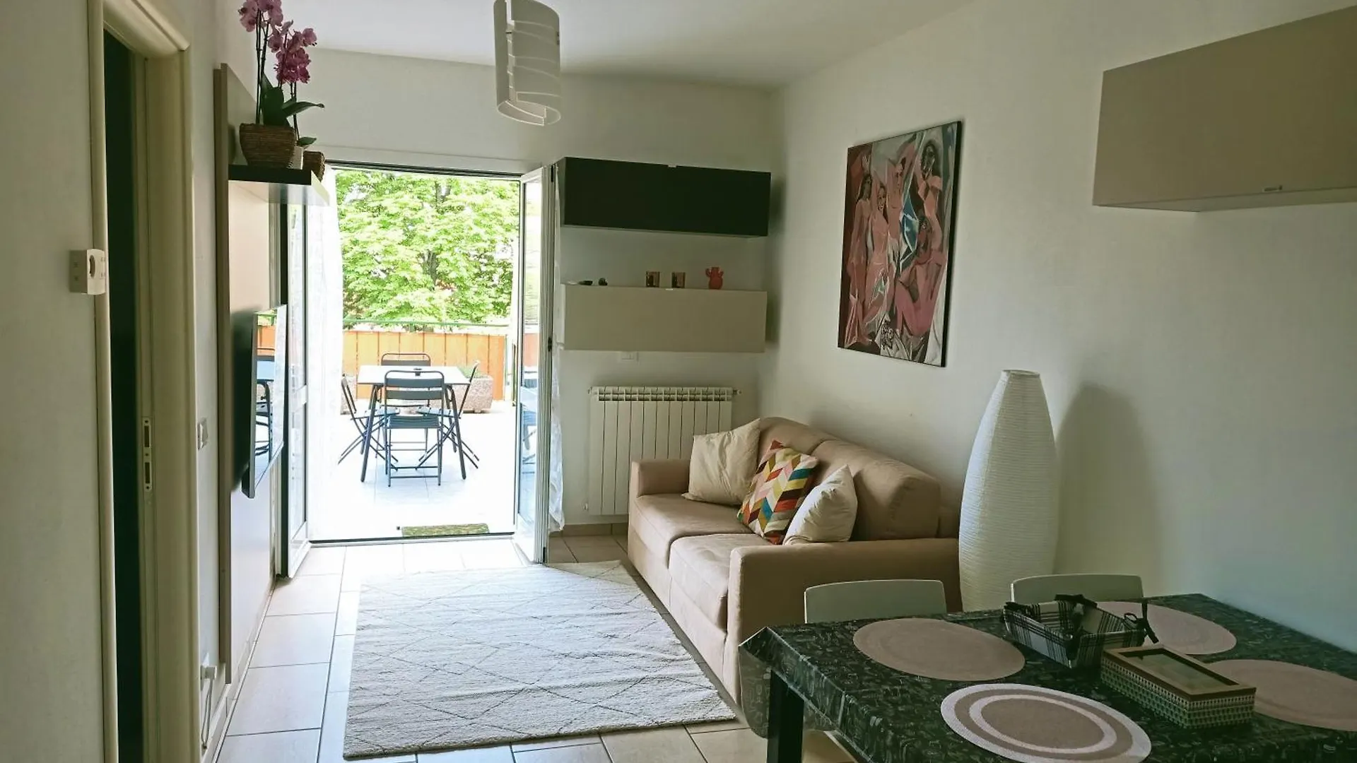 Les Demoiselles D'Avignon Apartment Casarza Ligure Italy
